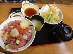 ちらし丼